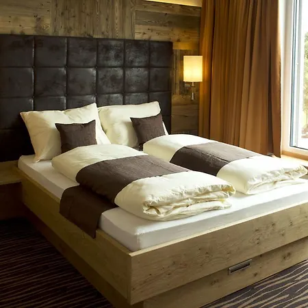 阿尔本弗莱酒店 3* 布赫洛厄