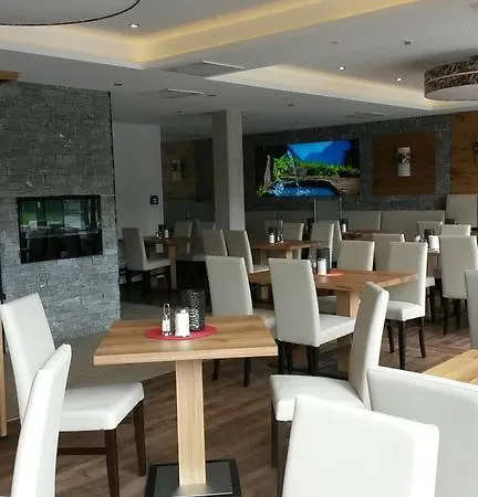 Hotel Alpenflair 3*
