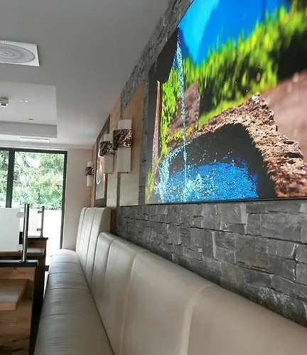 Alpenflair 부흐르